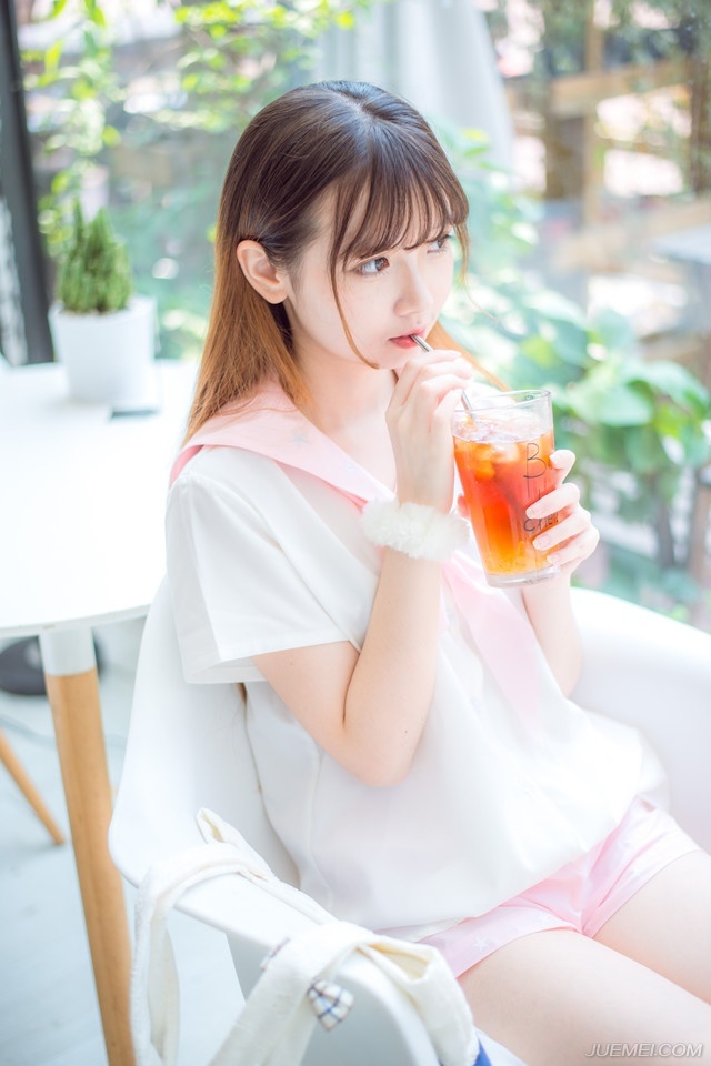 “哦？”刘璝眉头一皱，这来的时机未免也太巧了吧？